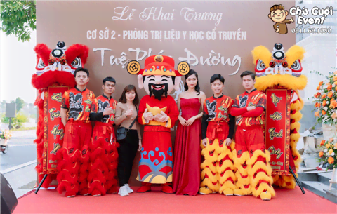 Trang trí và múa lân sư rồng ở Hà Đông