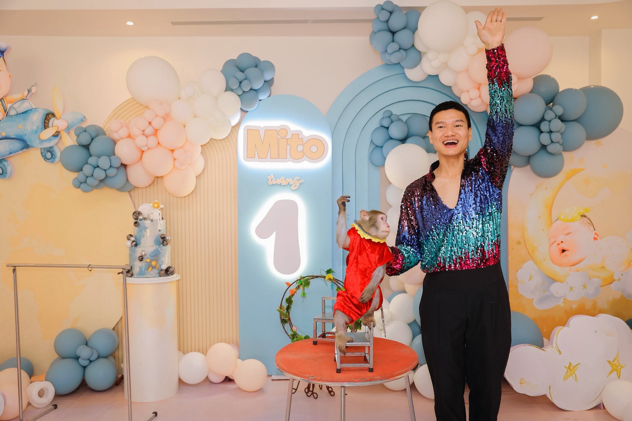 Thuê Xiếc Biểu Diễn Tại Long Biên | Chú Hề Event