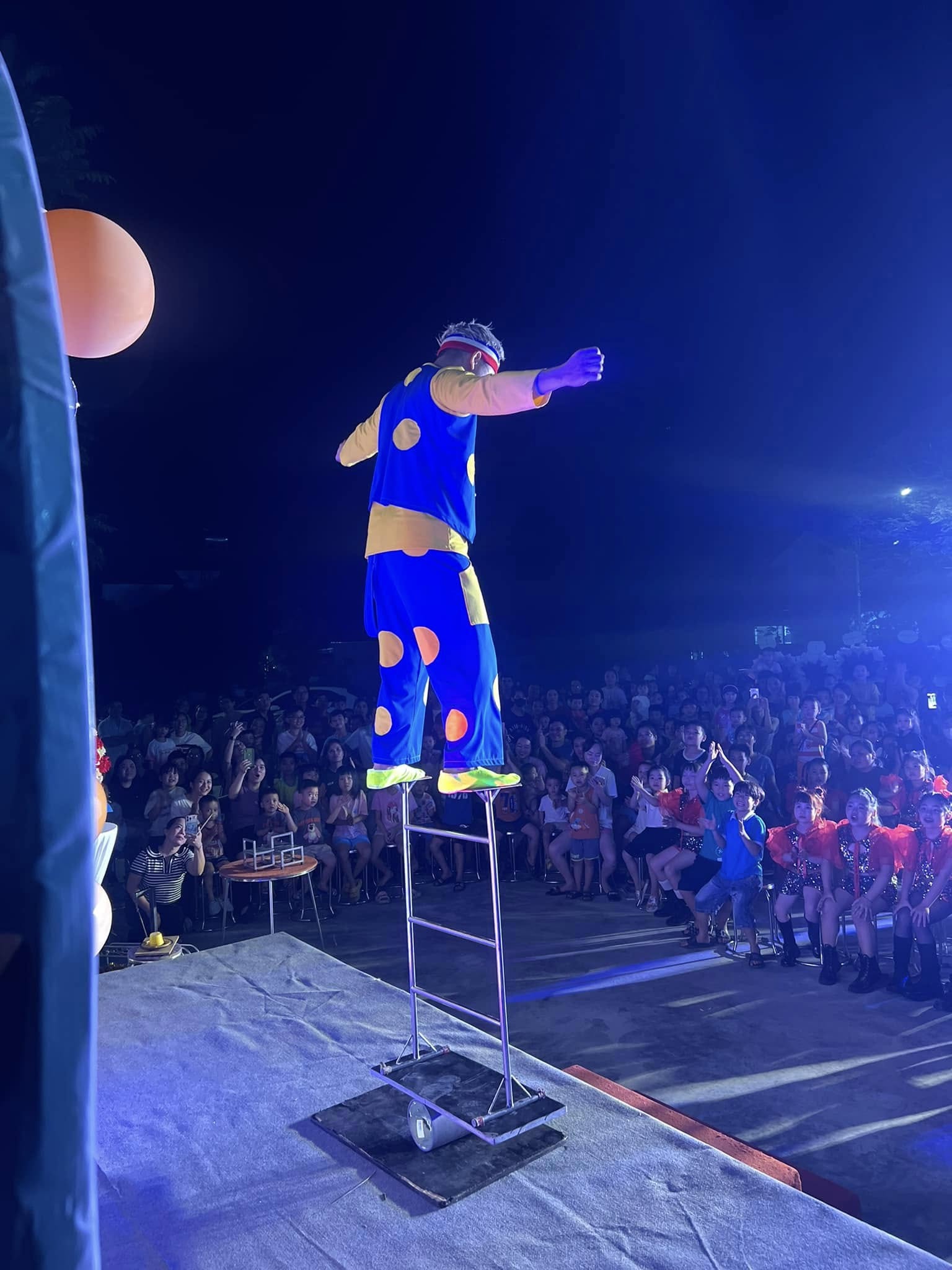 Thuê Xiếc Biểu Diễn Tại Thanh Xuân | Chú Hề Event