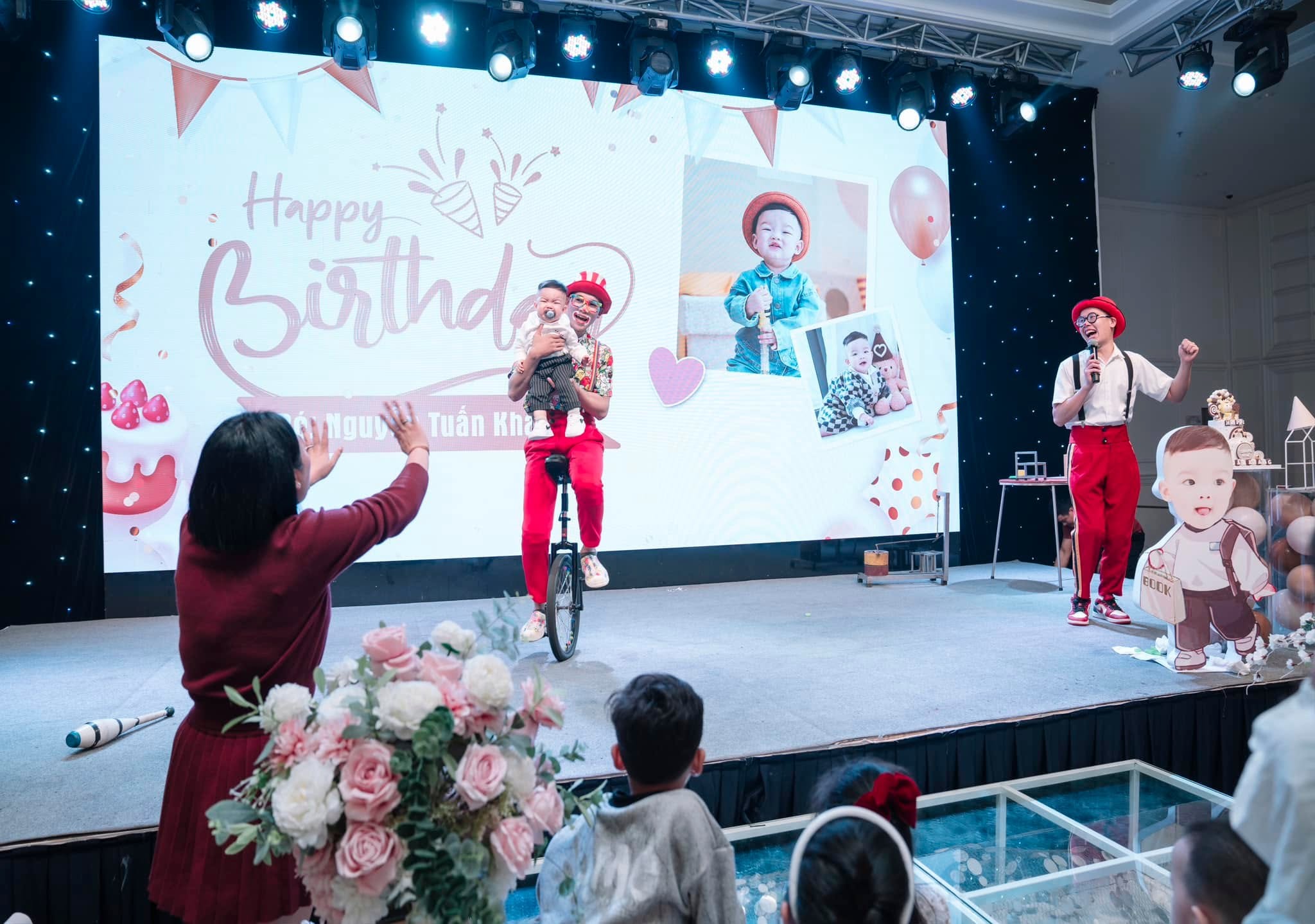 Thuê Xiếc Biểu Diễn Tại Gia Lâm | Chú Hề Event