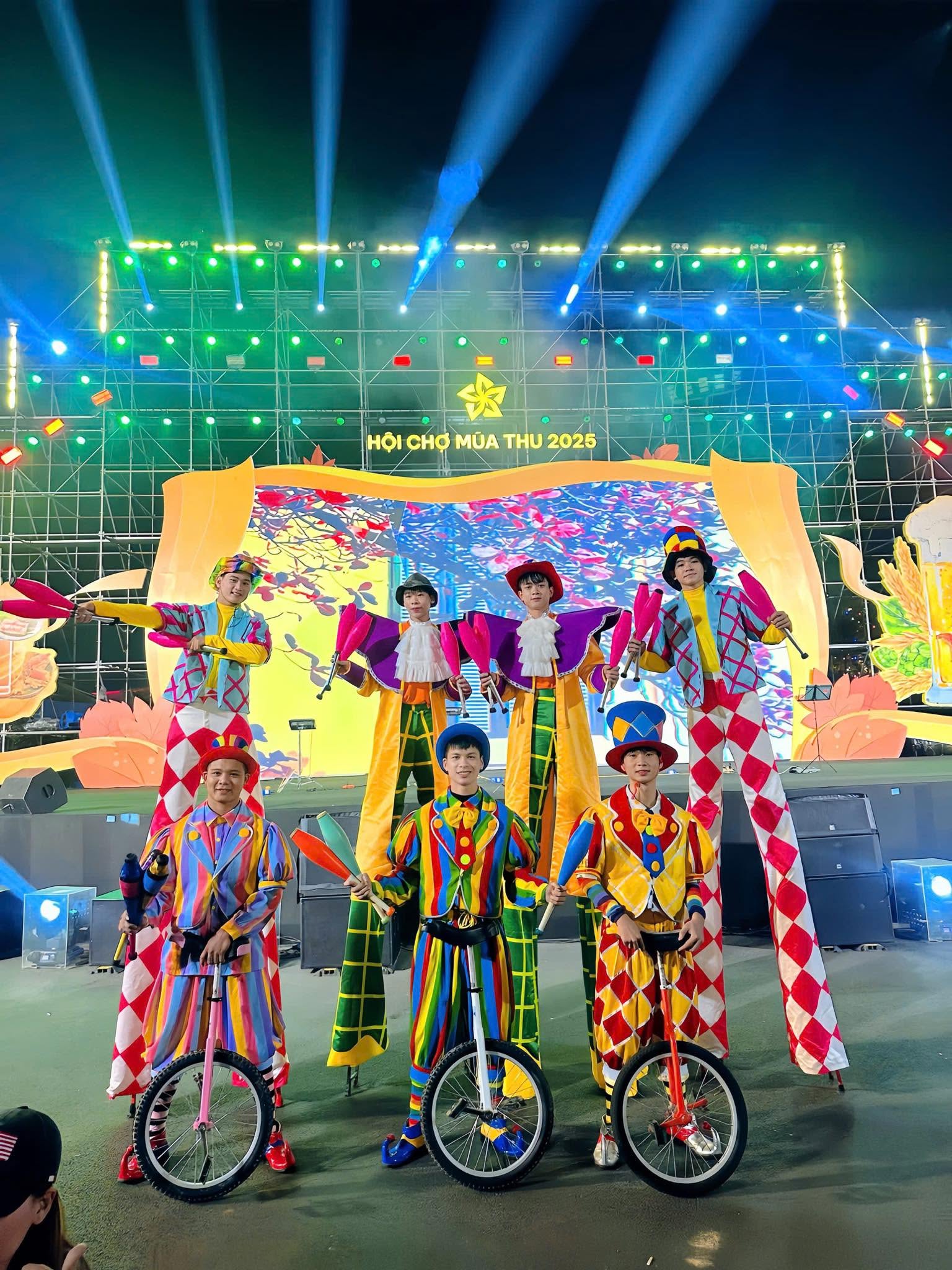 Thuê Xiếc Biểu Diễn Tại Thạch Thất | Chú Hề Event