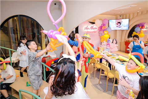 Ảnh Thuê Chú Hề MC Hoạt Náo Tại Cầu Giấy | Chú Hề Event