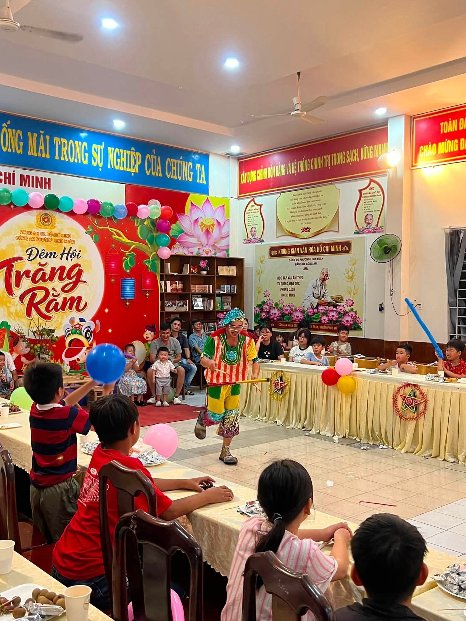 Thuê Xiếc Trung Thu Tại Hà Nội | Biểu Diễn Xiếc Thiếu Nhi