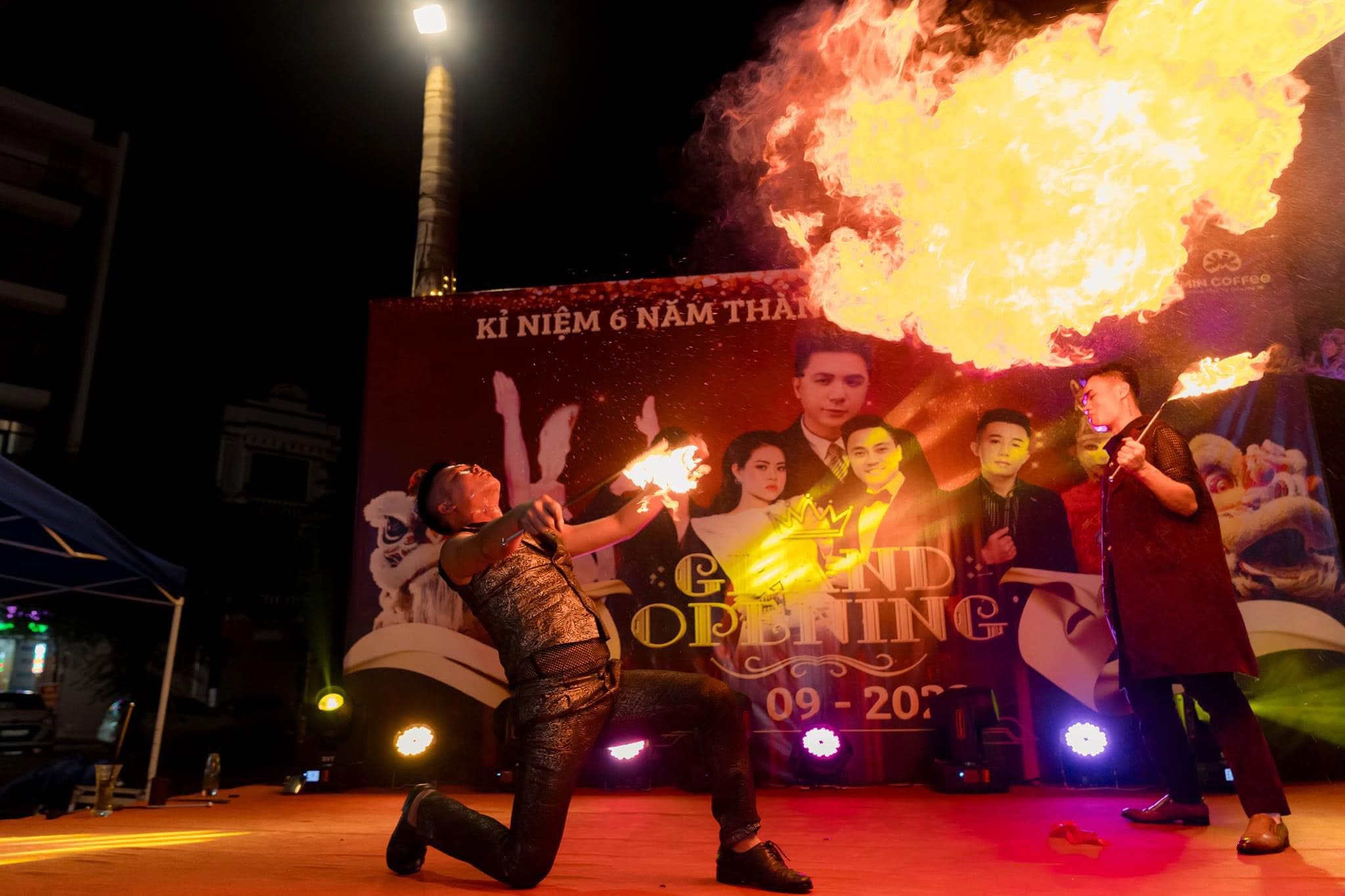 Thuê Xiếc Sự Kiện Công Ty Tại Hà Nội | Chú Hề Event